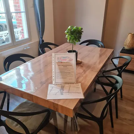 Charmante Maison Centre-ville Avec Terrasse ! Épernay