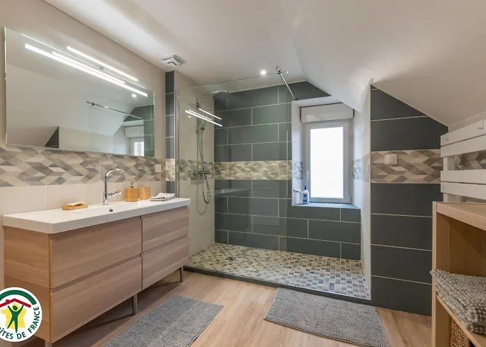 Charmante Maison Centre-ville Avec Terrasse !