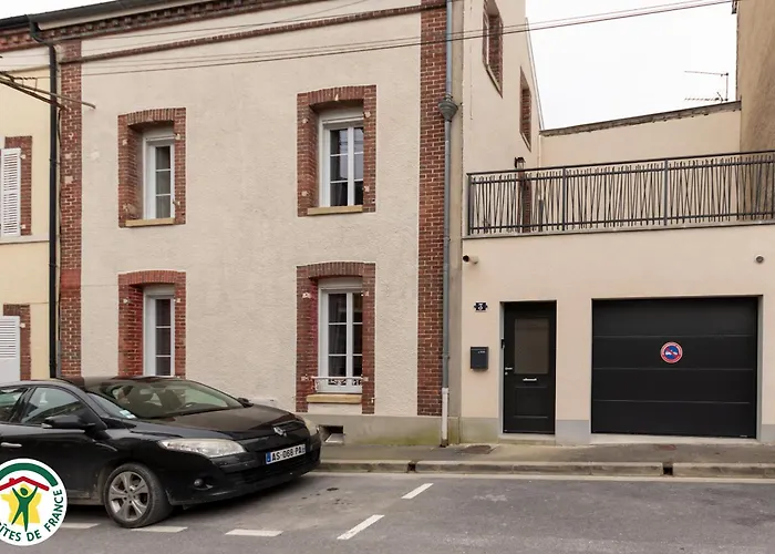 Feriehus Charmante Maison Centre-ville Avec Terrasse ! Épernay